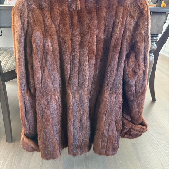 Vintage Brown Fur Coat - Picture 4 of 4